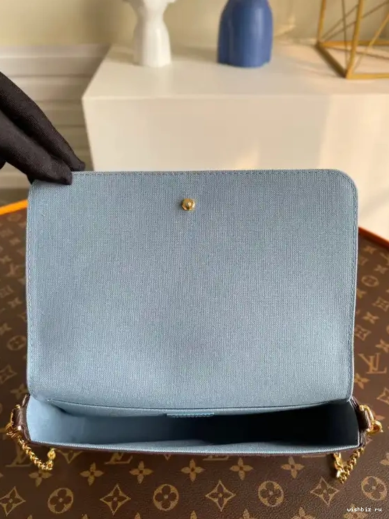 WIS LOUIS FÉLICIE VUITTON POCHETTE 0528